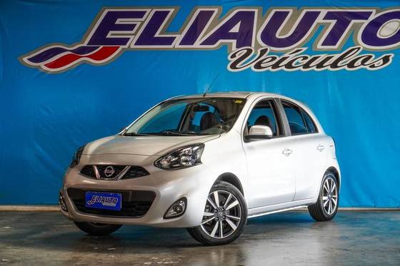 NISSAN MARCH 1.6 SL 16V FLEXSTART 4P XTRONIC NISSAN MARCH 1.6 SL 16V FLEXSTART 4P XTRONIC